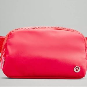 Lululemon Pale Raspberry Everywhere Belt Bag